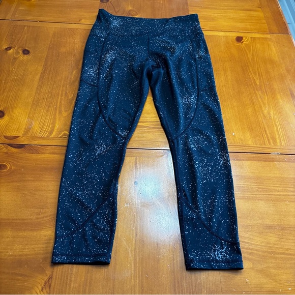 ZYIA Pants - ZYIA Active Black Reflective Pocket Light n Tight Leggings Athletic Size 8-10